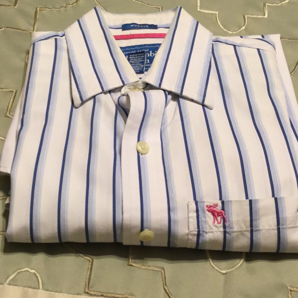 Shirt - Picture 4 of 4